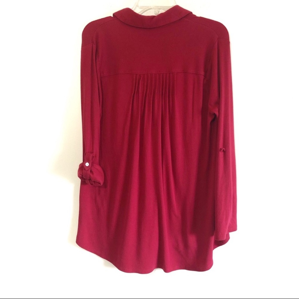 Soft Surrounding Split Neck Roll Tab Tunic Top - image 5